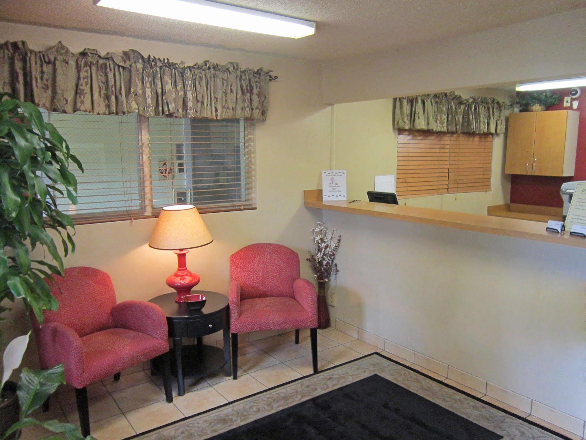 Hometowne Studios By Red Roof Orlando - Ucf Area Alafaya Exteriör bild